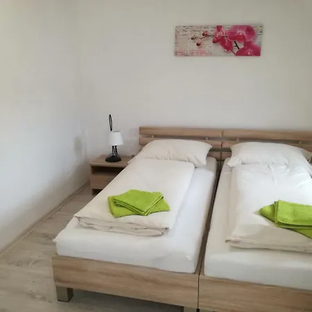 Club דירה Telgárt